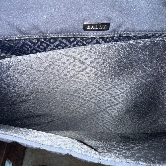 Bally Navy Blue Quilted Shoulder Bag with Turnlock and Teal Leather Trim - Picture 13 of 15